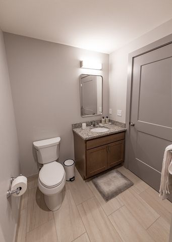 90 Grove St 306, Worcester, MA 01605