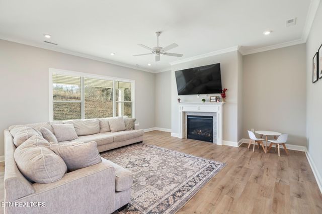 295 Bittersweet Lane, Lenoir City, TN 37771