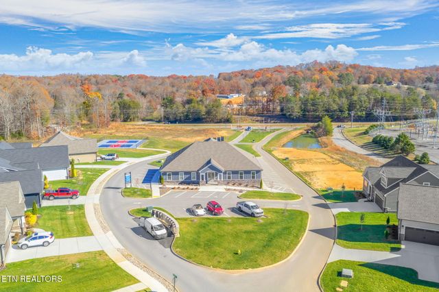 295 Bittersweet Lane, Lenoir City, TN 37771