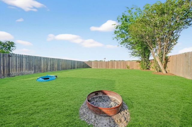 1002 Meridith Drive, Terrell, TX 75160