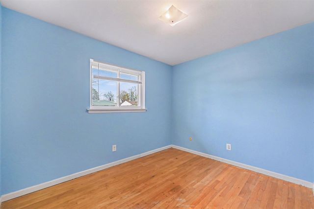 31618 Haldane Street, Livonia, MI 48152