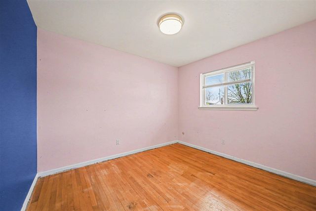 31618 Haldane Street, Livonia, MI 48152