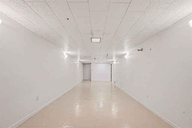 31618 Haldane Street, Livonia, MI 48152