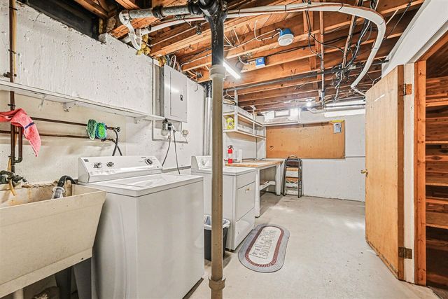 31618 Haldane Street, Livonia, MI 48152