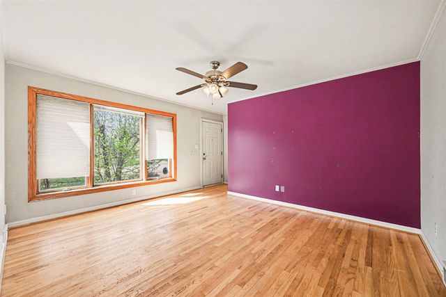 31618 Haldane Street, Livonia, MI 48152