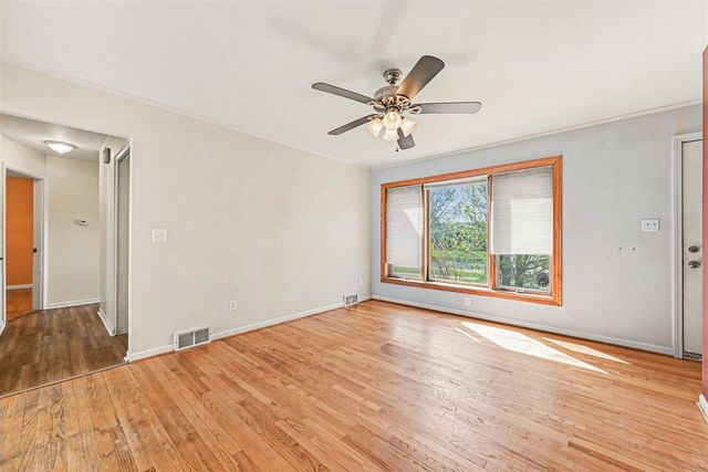 31618 Haldane Street, Livonia, MI 48152