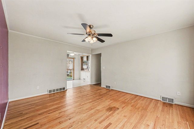 31618 Haldane Street, Livonia, MI 48152