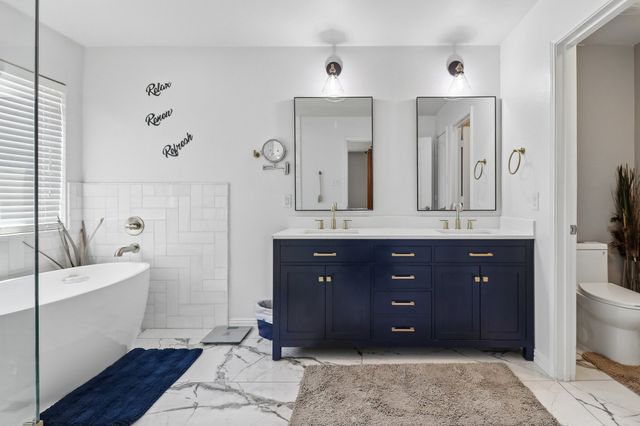 716 Snowy Orchid Lane, Desoto, TX 75115
