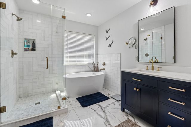 716 Snowy Orchid Lane, Desoto, TX 75115