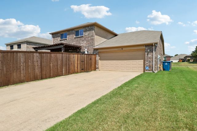 716 Snowy Orchid Lane, Desoto, TX 75115