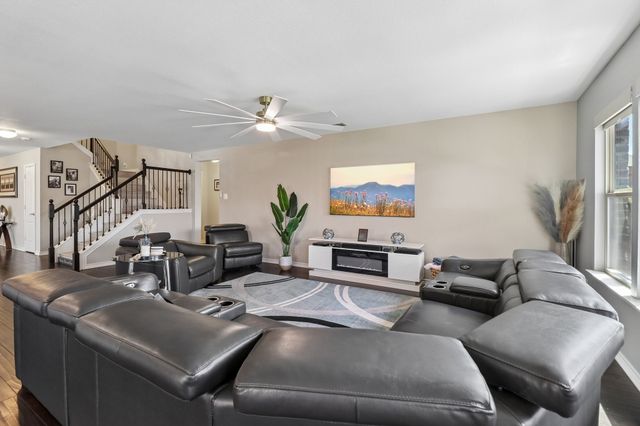 716 Snowy Orchid Lane, Desoto, TX 75115