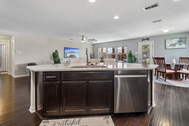716 Snowy Orchid Lane, Desoto, TX 75115
