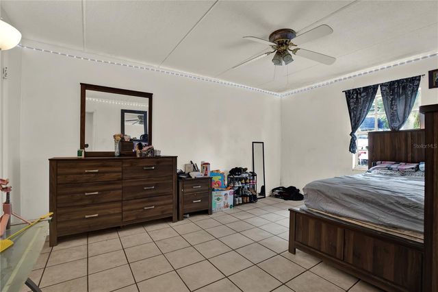 4701 CHRISTA COURT 341, Tampa, FL 33614
