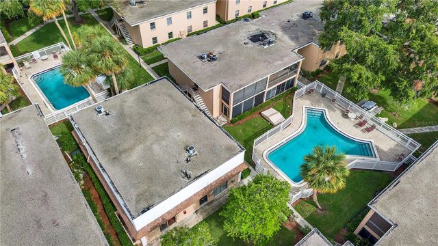 4701 CHRISTA COURT 341, Tampa, FL 33614