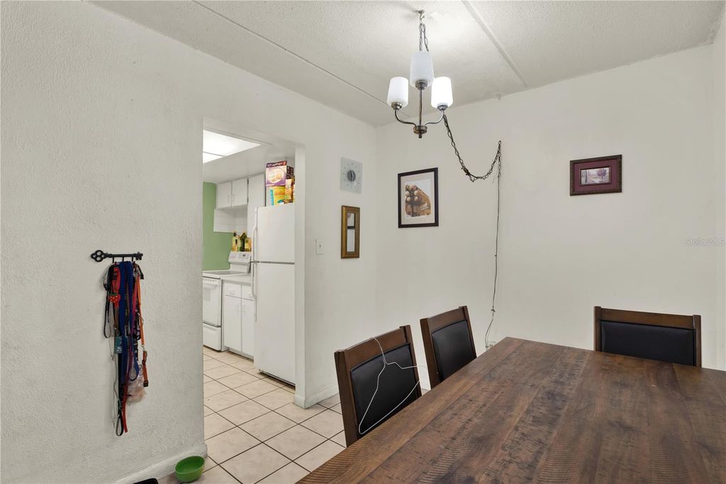Image 21 of property listing at 4701 CHRISTA COURT 341, Tampa, FL 33614