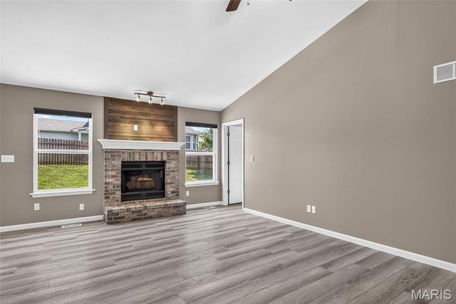 500 Osprey Court, Winfield, MO 63389