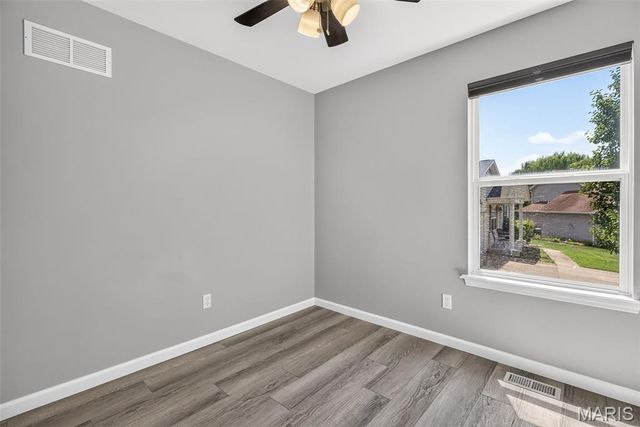 500 Osprey Court, Winfield, MO 63389
