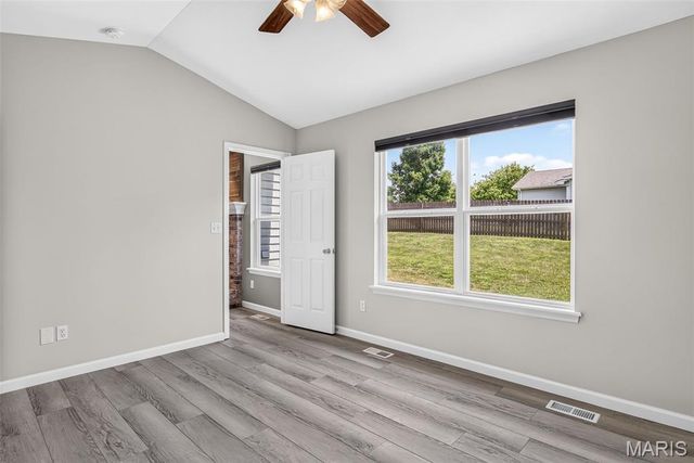 500 Osprey Court, Winfield, MO 63389
