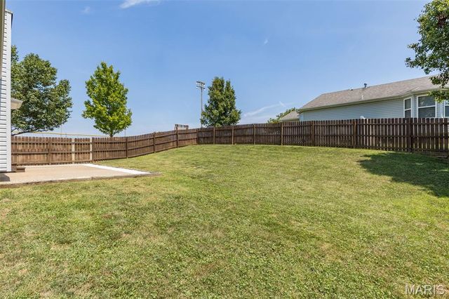 500 Osprey Court, Winfield, MO 63389