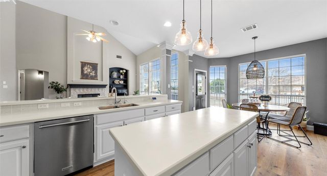 18702 Venture DR, Point Venture, TX 78645