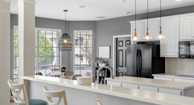 18702 Venture DR, Point Venture, TX 78645