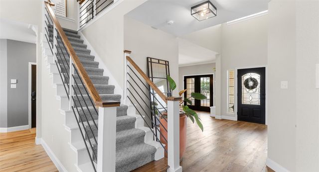 18702 Venture DR, Point Venture, TX 78645