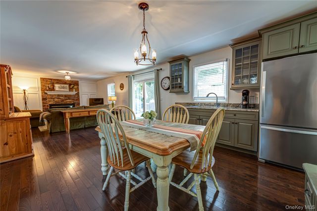94 Woodhull Road, Huntington, NY 11743