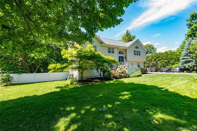 94 Woodhull Road, Huntington, NY 11743