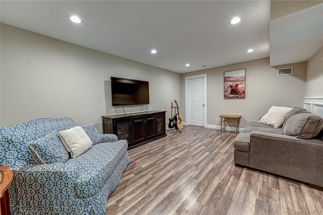 94 Woodhull Road, Huntington, NY 11743