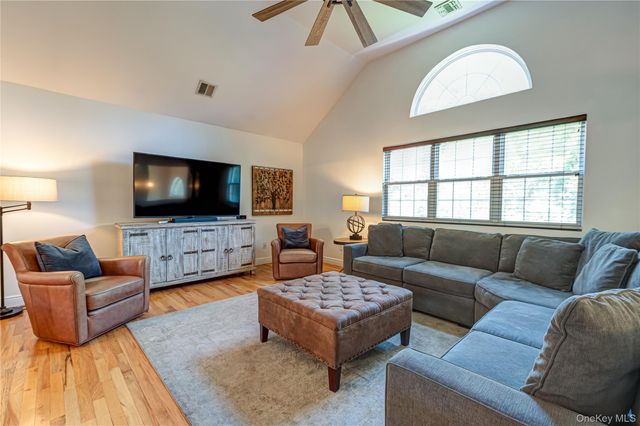 94 Woodhull Road, Huntington, NY 11743