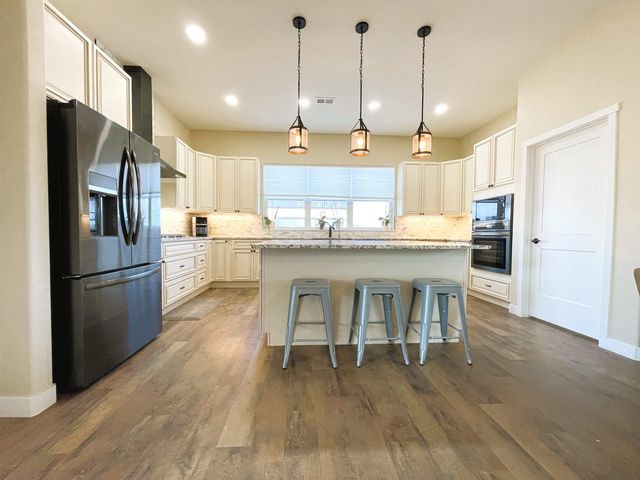 1666 Kangaroo Court, Fruita, CO 81521