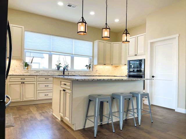 1666 Kangaroo Court, Fruita, CO 81521