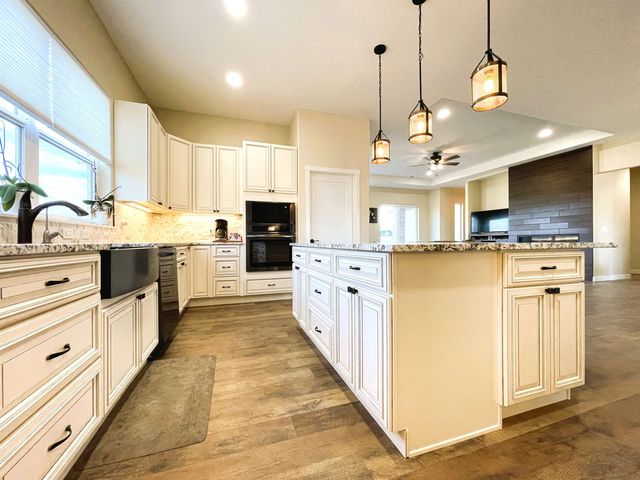 1666 Kangaroo Court, Fruita, CO 81521