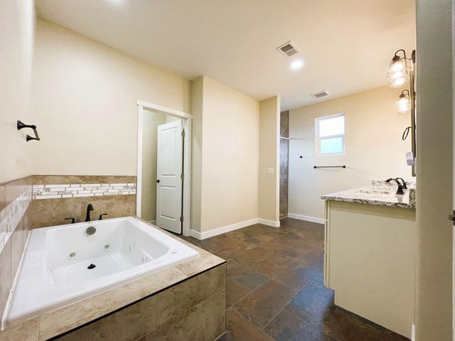 1666 Kangaroo Court, Fruita, CO 81521