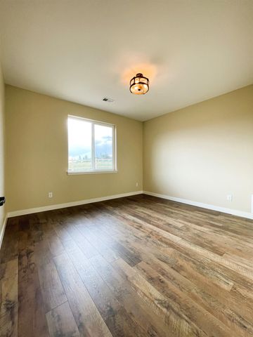 1666 Kangaroo Court, Fruita, CO 81521