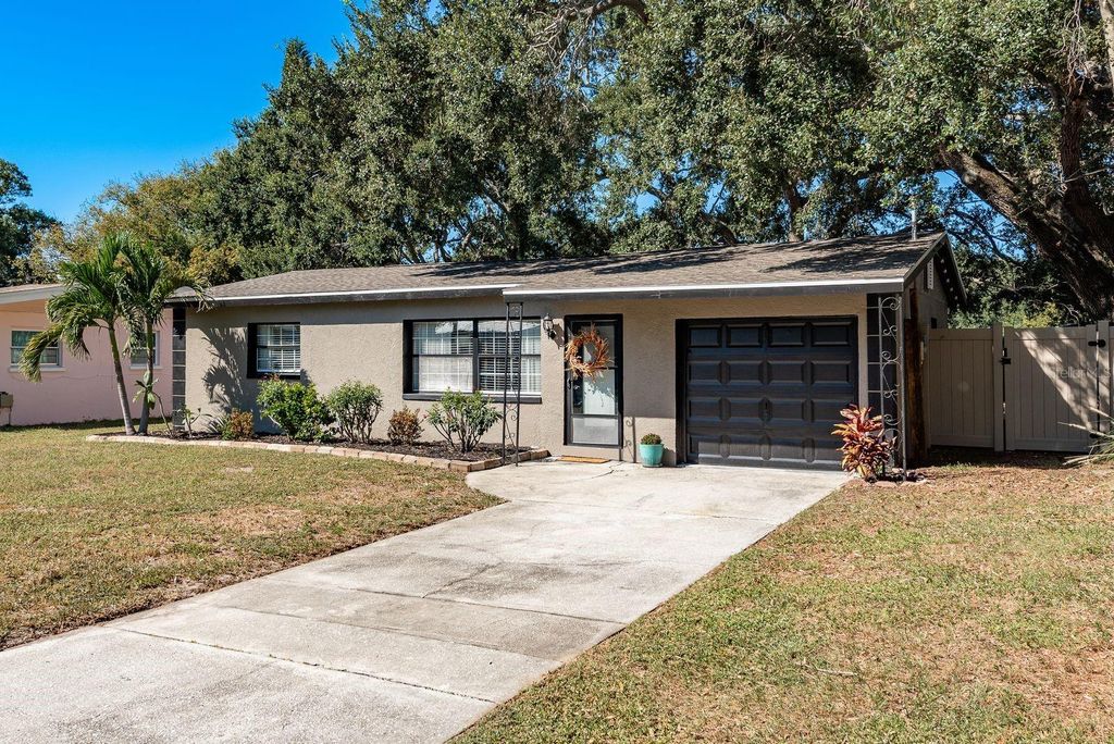 664 FREDERICA LANE, Dunedin, FL 34698