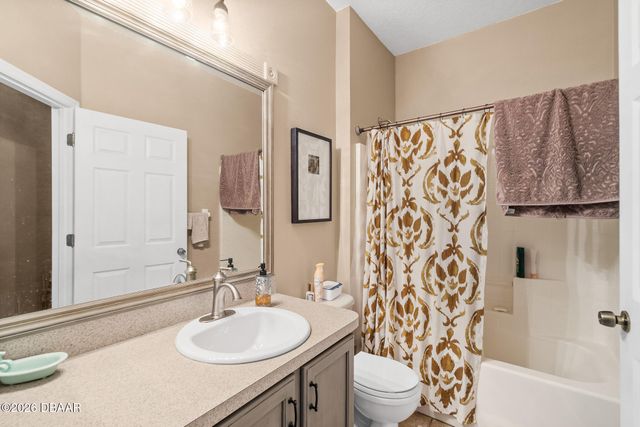 6 Evansville Lane, Palm Coast, FL 32164