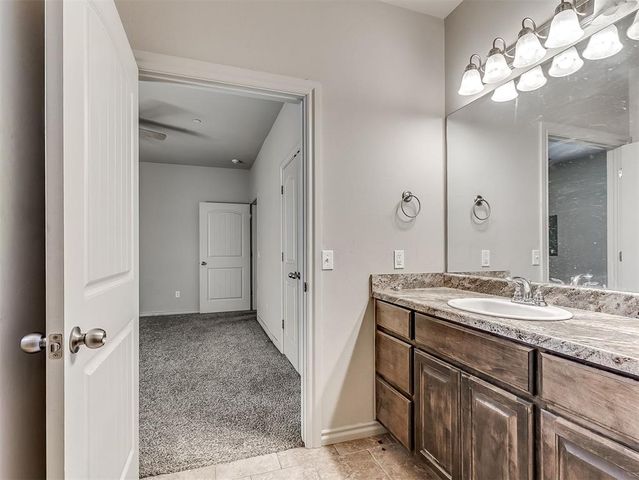 915 SW 92nd Street, Oklahoma City, OK 73139