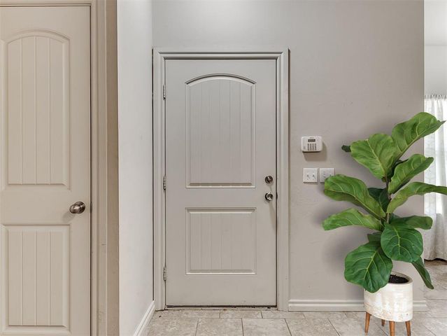 915 SW 92nd Street, Oklahoma City, OK 73139