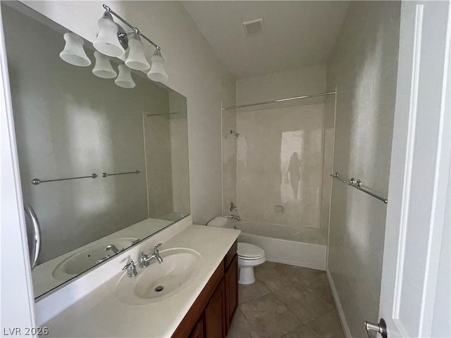 8524 Mayport Drive, Las Vegas, NV 89131