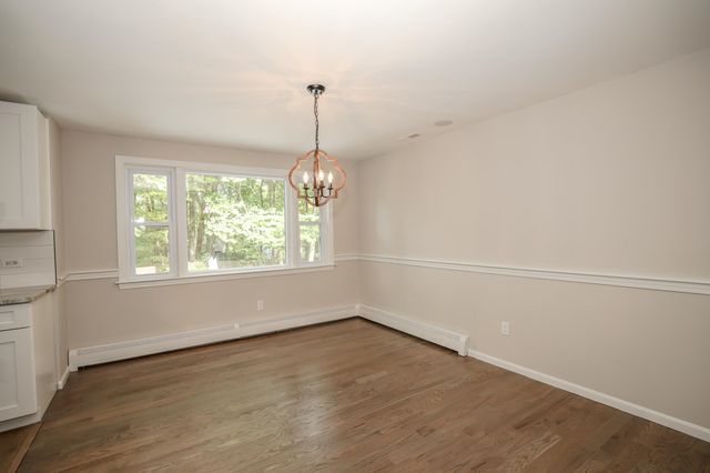 44 Shannon Road, Salem, NH 03079