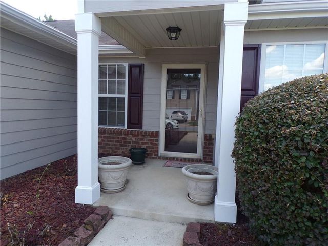 7540 Old Chapel, College Park, GA 30349
