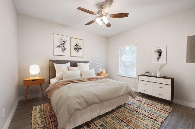 72 Burress Street 3, Houston, TX 77022