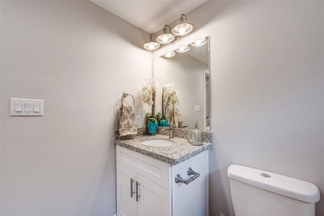 72 Burress Street 3, Houston, TX 77022
