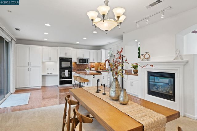 1851 Sanger Peak Way, Antioch, CA 94531