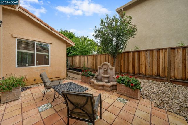 1851 Sanger Peak Way, Antioch, CA 94531
