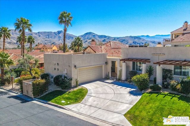 245 Canyon Circle 35, Palm Springs, CA 92264