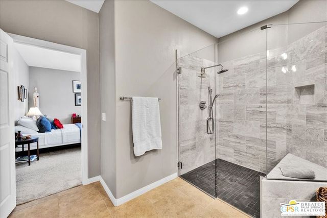 245 Canyon Circle 35, Palm Springs, CA 92264