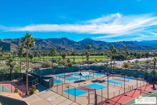 245 Canyon Circle 35, Palm Springs, CA 92264