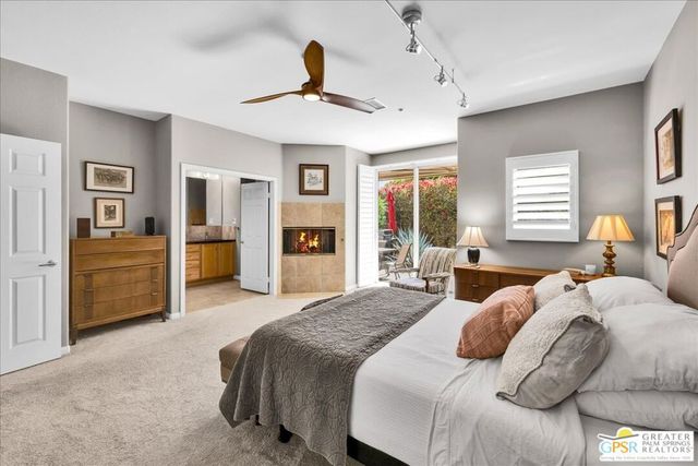 245 Canyon Circle 35, Palm Springs, CA 92264